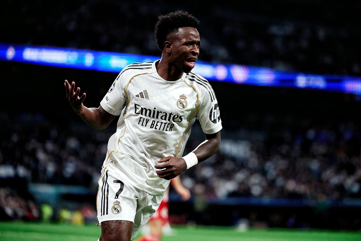 عمرو tweet media