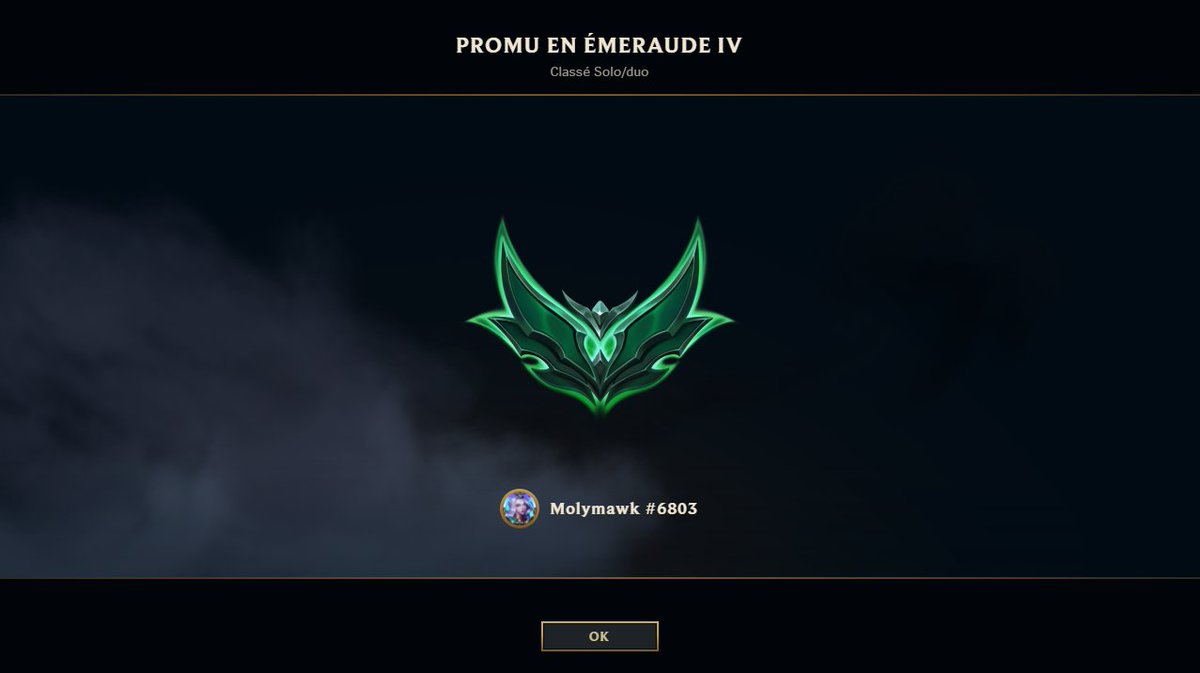 Molymawk⋆.˚ ☾⭒.˚ tweet media