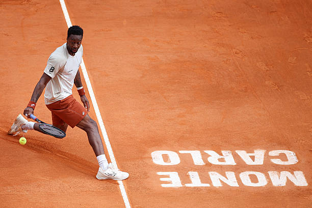 christophclarey's tweet image. Photo of the Day

#Monfils takes his last slides in Monte Carlo

📸Valery Hache #tennis #atp #montecarlomasters