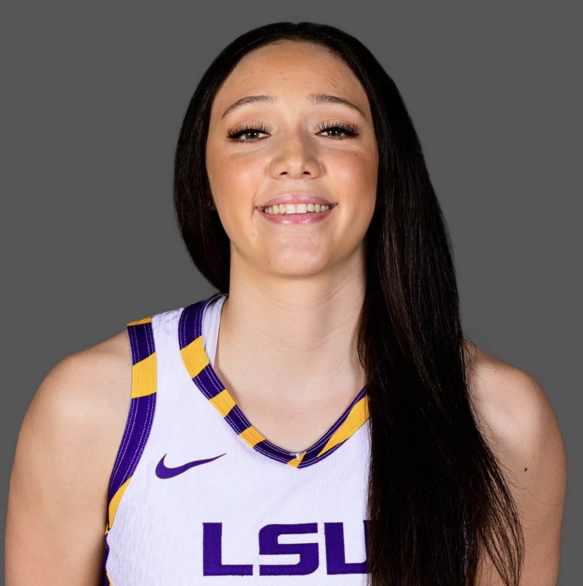 I talk hoops 🏀 tweet media