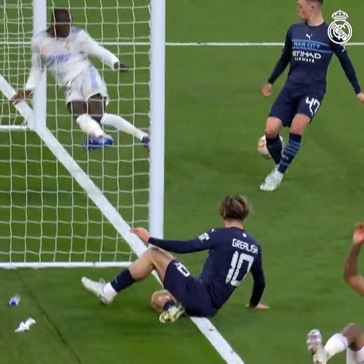 ᴍᴀɴᴜ. tweet media