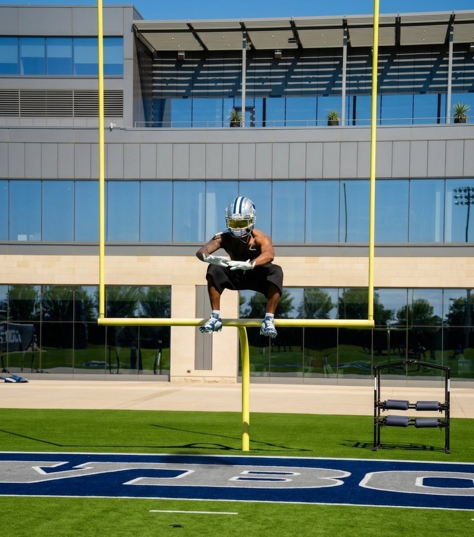 JoshButlerTv's tweet image. 🏈