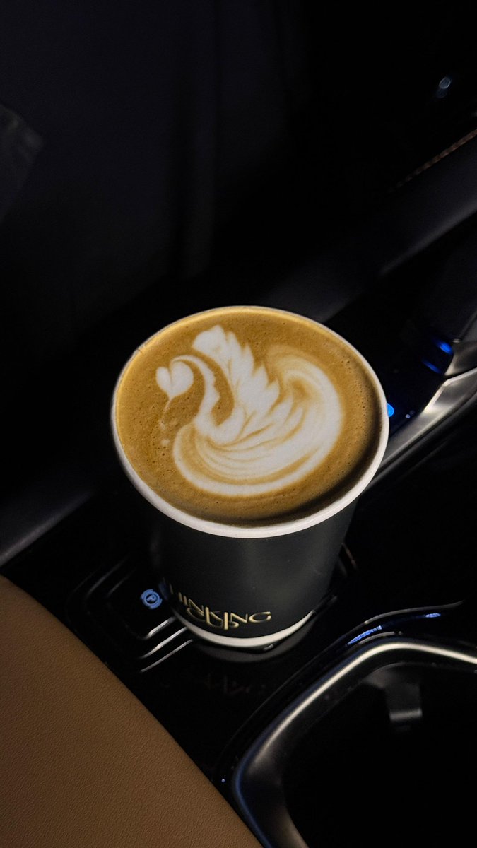 واللي جعل في وجهك الخير كله
اني احبك حُب ما يوصفه شي .