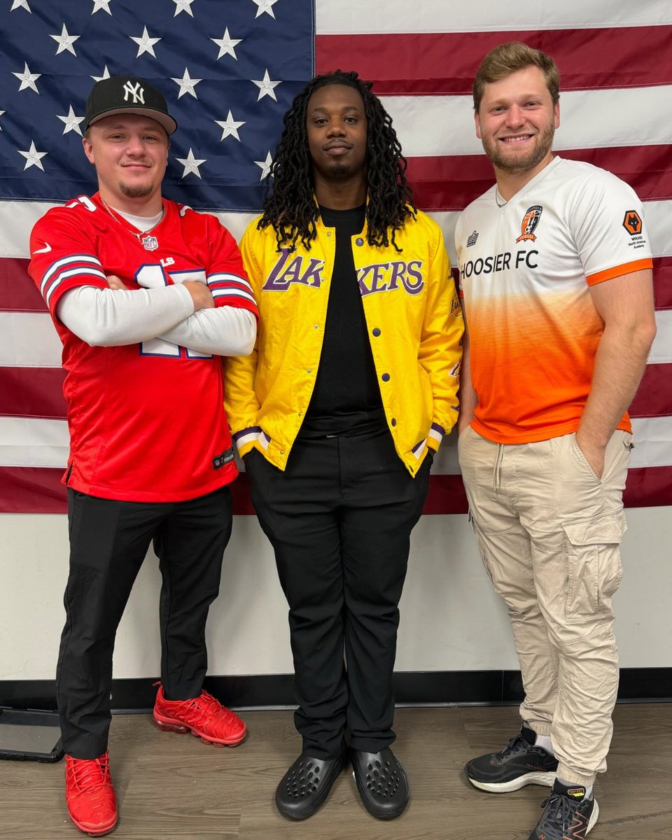 500Republic's tweet image. Team spirit is always in full swing at 500 Republic! On Fridays, we celebrate Jersey Day, showing off our favorite teams while connecting, collaborating, and having fun together. 🏅
-
#teamspirit #companyculture #jerseyday