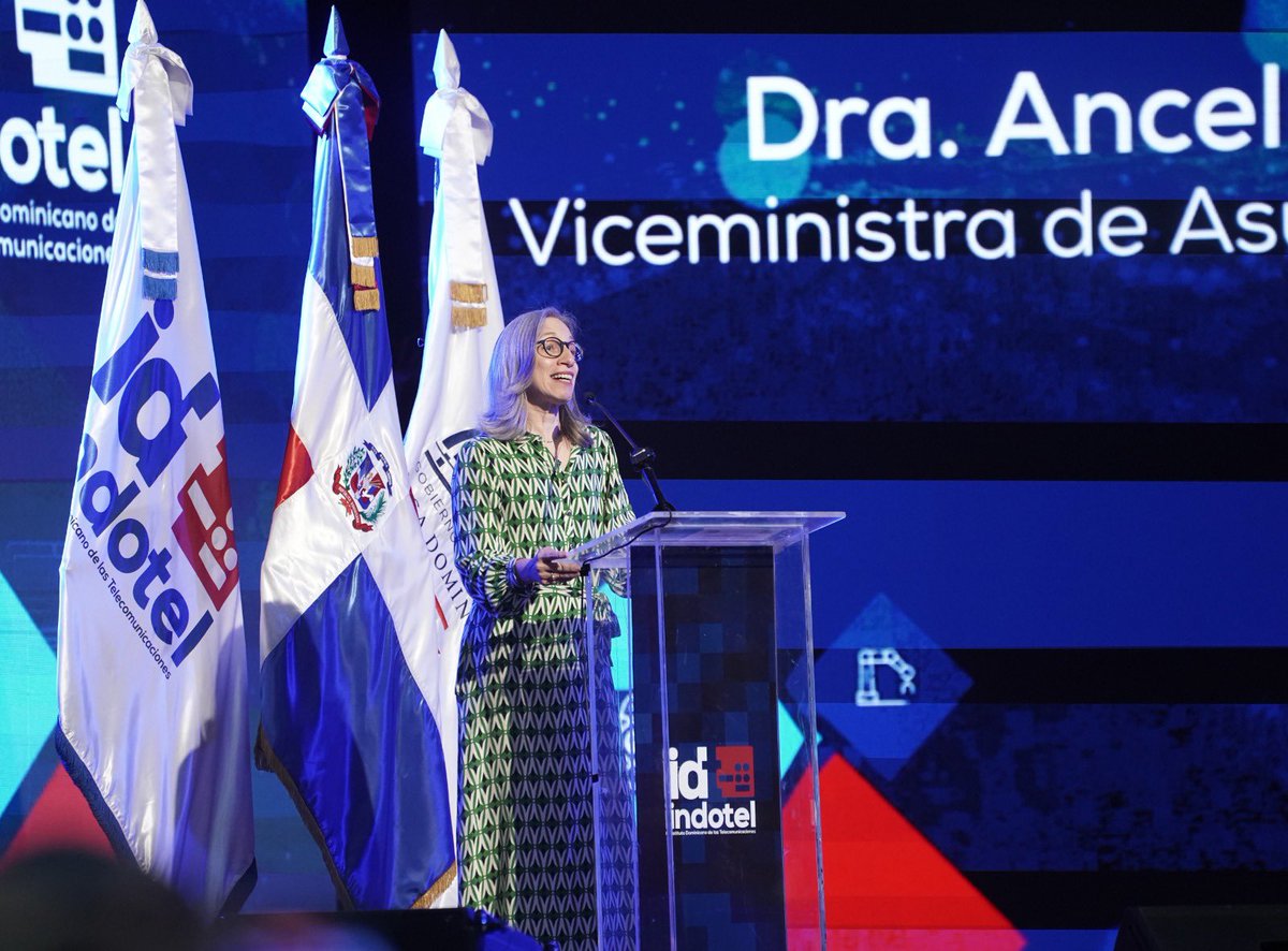 Ministerio Educación RD tweet media