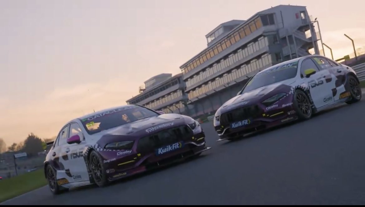 Touring Car Hub tweet media