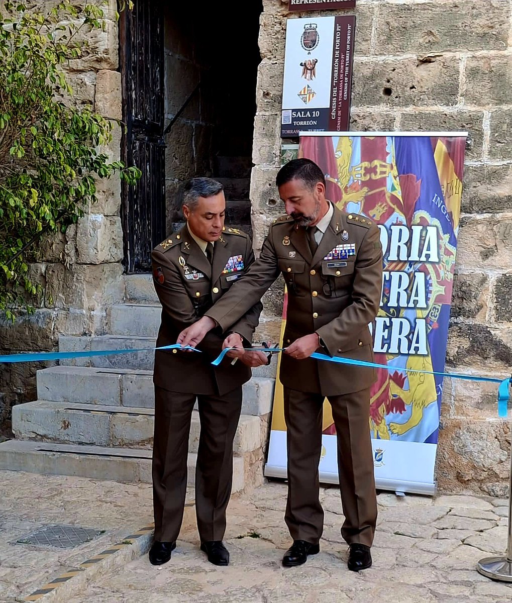 COMGEBAL_ET's tweet image. El general jefe de #COMGEBAL ha inaugurado la exposición 'Las Banderas Históricas del Reino de España' ubicada en el Castillo de San Carlos de #Palma, organizada por el #CHCMBAL @IHyCM_ET.
Se podrá visitar en los horarios de apertura del Castillo hasta el 25 de abril.
@MCANA_ET