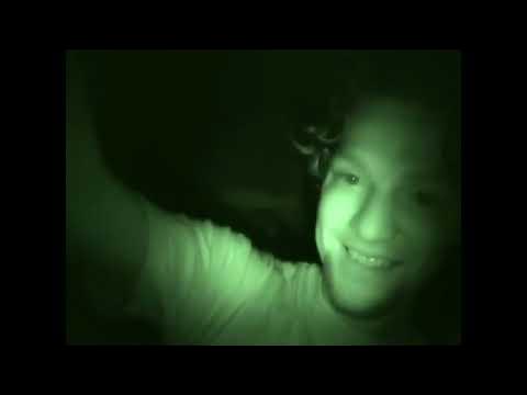 "GUYS IT'S 3AM... WE'RE GONNA BRING PHIL &amp; APE INTO THE FISHTANK COME ON" 

#fishtankdotlive #fishtanklive #fishtank