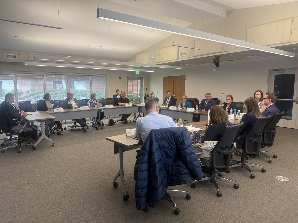 Rep. Mariannette Miller-Meeks, M.D. tweet media