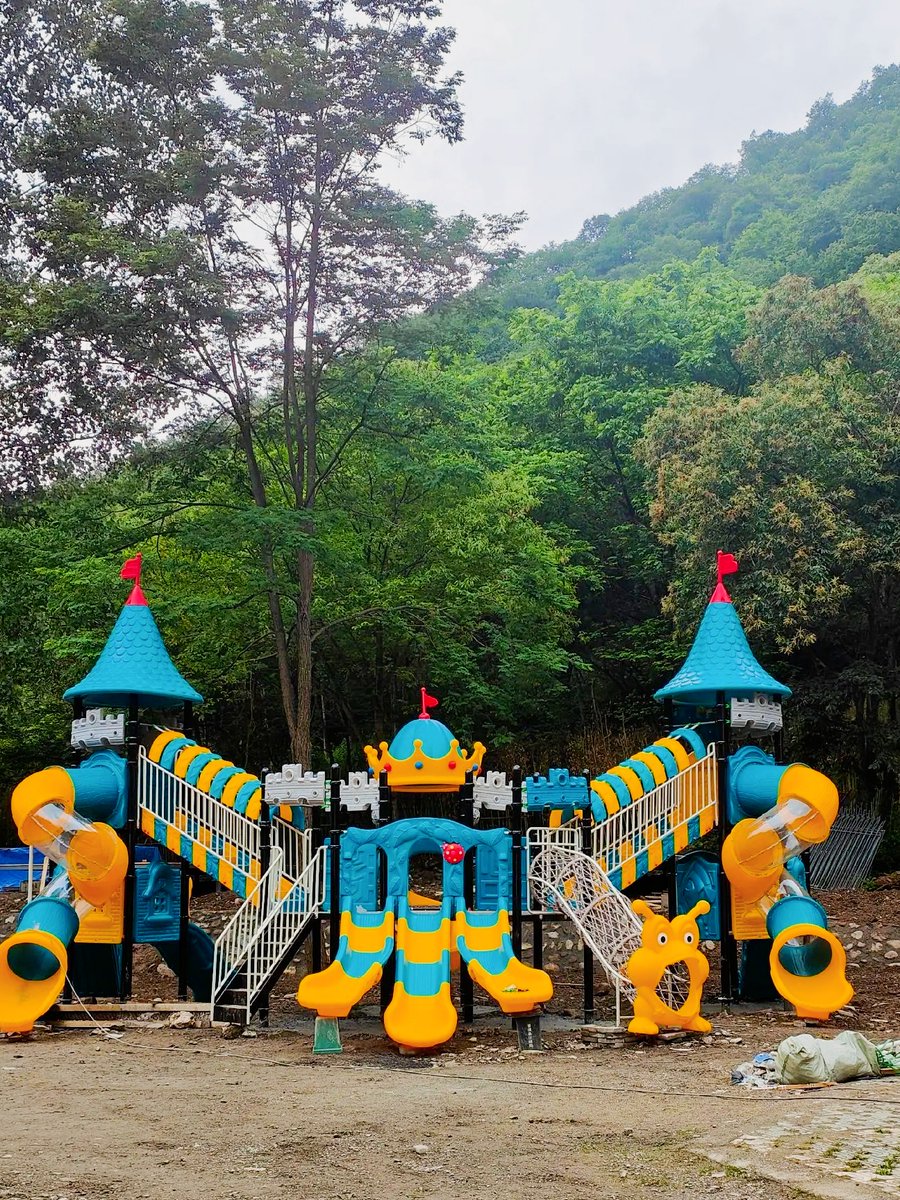 jbrandonmorale1's tweet image. Woke up to birds u0026 pine air—no alarms, just a tent, s'mores, and views that hit different. Camping = soul reset  #WildEscape #TentLife