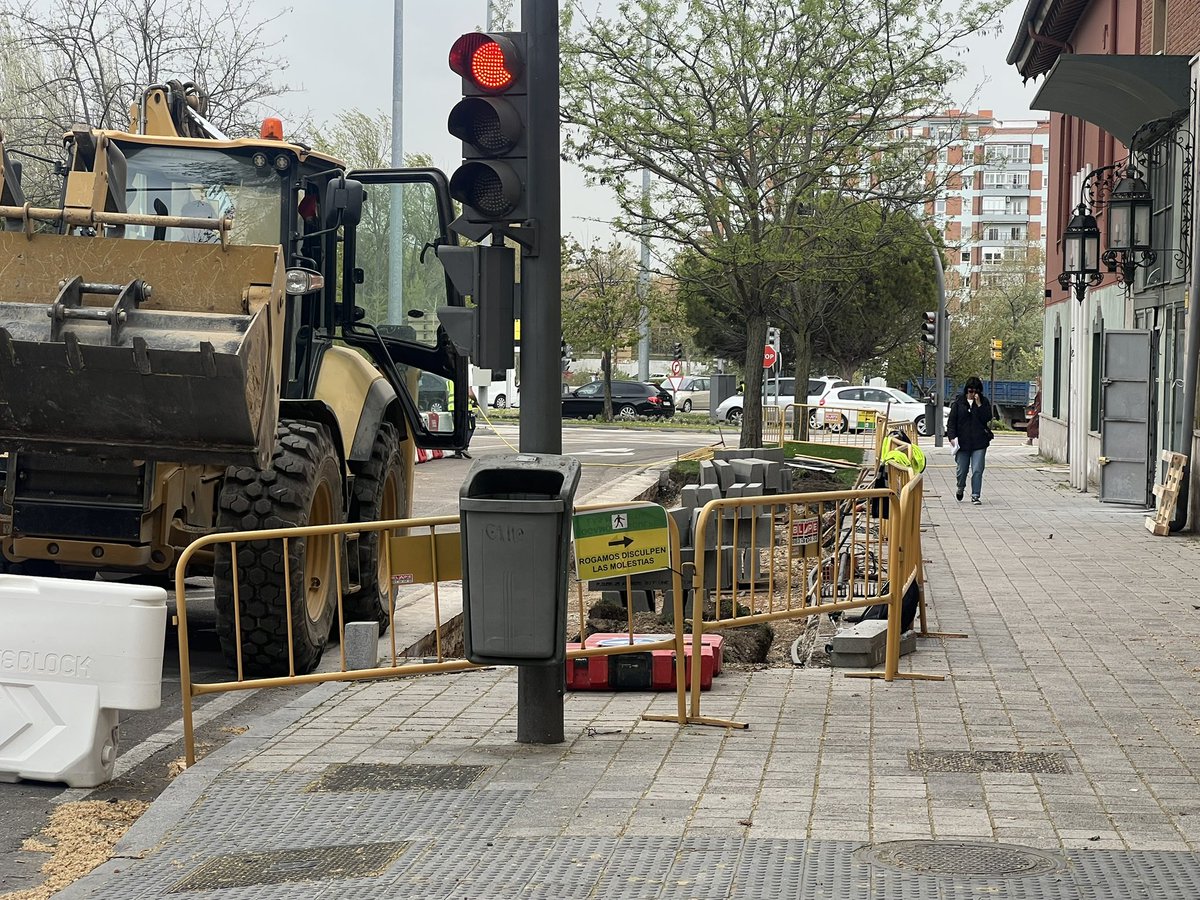 Luis Vélez tweet media