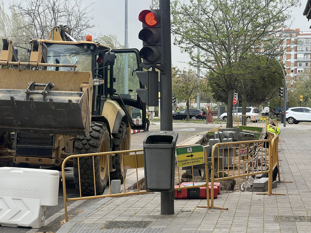 Luis Vélez tweet media