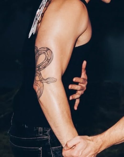 lex ౨ৎ tweet media