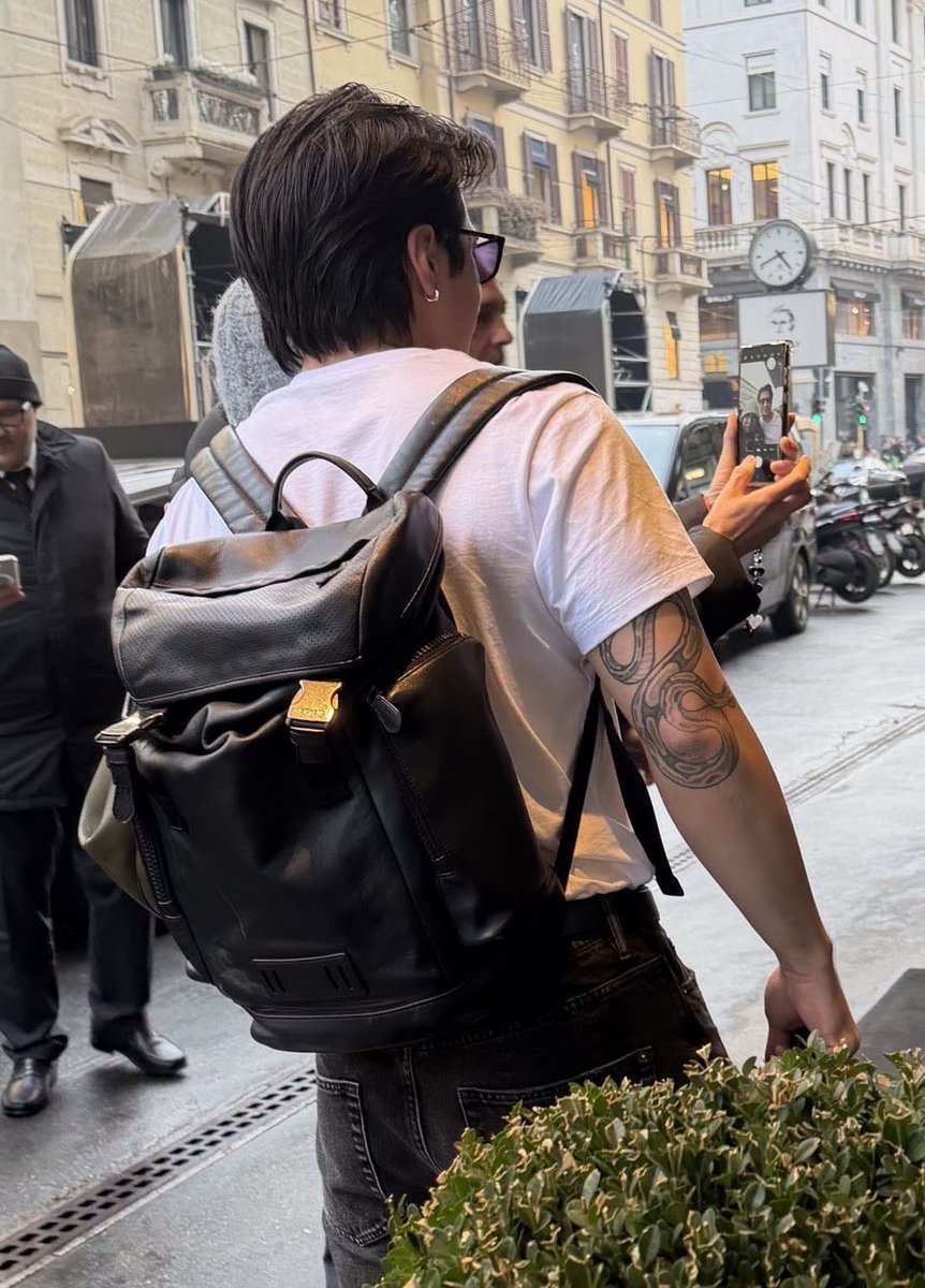 lex ౨ৎ tweet media