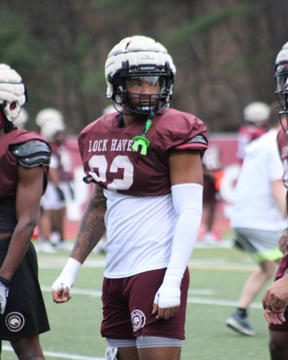 CoachKylerC's tweet image. Stacking Days. 📈

Energy
Attitude 
Toughness 

#LockedIn🔒