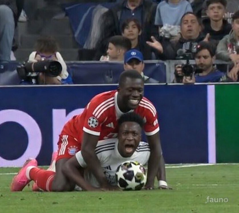 !£ ǥ ƶ ø n! 🐐 tweet media