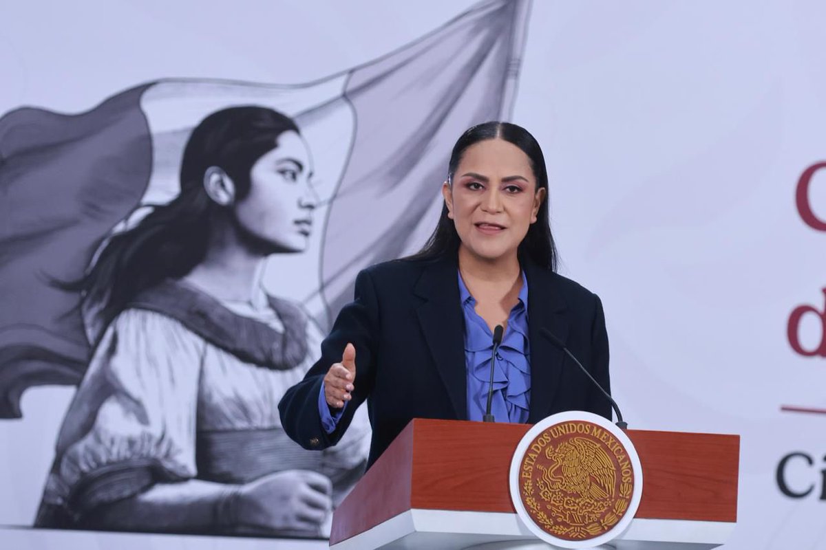 A_MontielR's tweet photo. En la #MañaneraDelPueblo, junto a la presidenta @Claudiashein, informamos que en abril inicia el registro para la Credencial del Servicio Universal de Salud.

Del 13 al 30 de abril se registrará a las personas de 85 años o más, y se realizará conforme a la letra del primer apellido.

Se iniciará en las 23 capitales de las entidades y en las 16 alcaldías de la CDMX, que han federalizado los servicios de salud.

Ubica tu #MóduloBienestar en: https://t.co/qDcP7nqzUB

#HumanismoMexicano
#PrimeroLosPobres