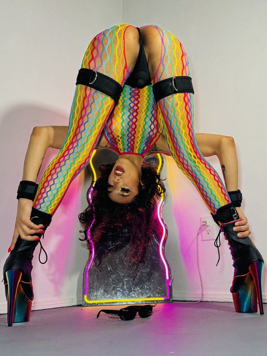 Bunny🔞 tweet media