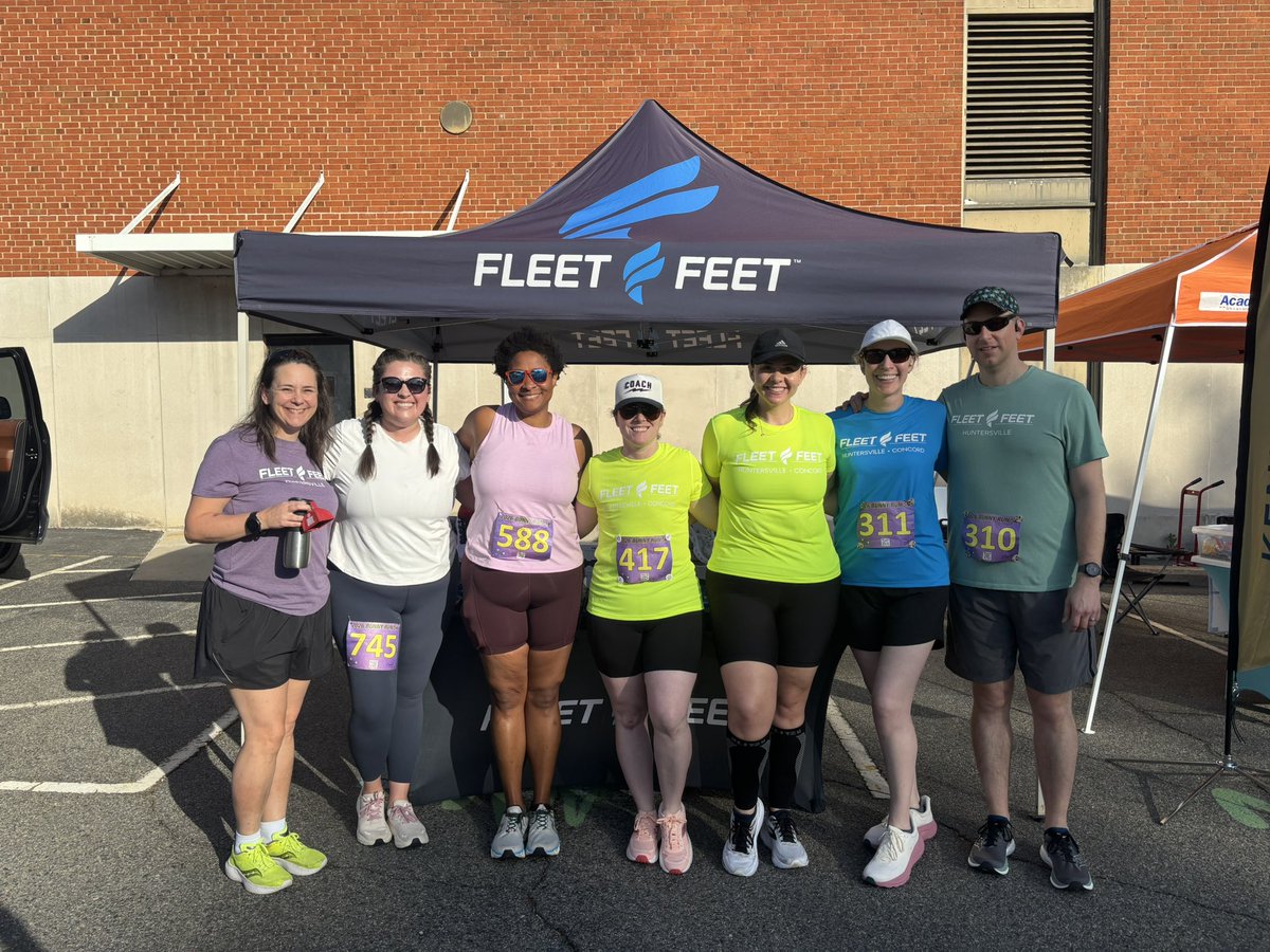 melissafifield's tweet photo. We came. We trained. We CONQUERED🏅
So incredibly proud of my 5k group for crushing their race this past Saturday. Watching you all cross the finish line was the highlight of my first time coaching.
Ready to keep the momentum going our Around the Crown training kicks off June! 👀 https://t.co/Jw1dZLCtc0