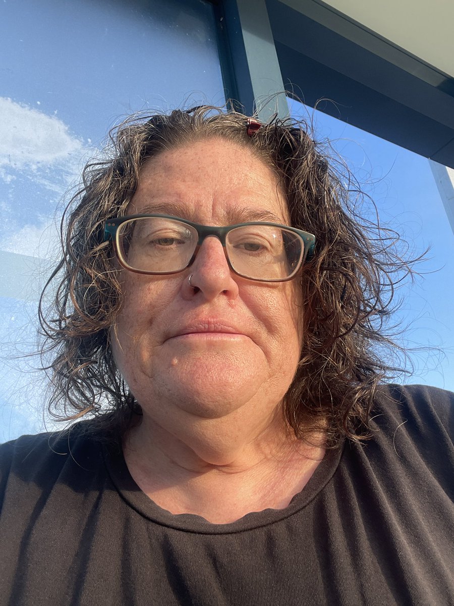 nellyGrumps tweet media