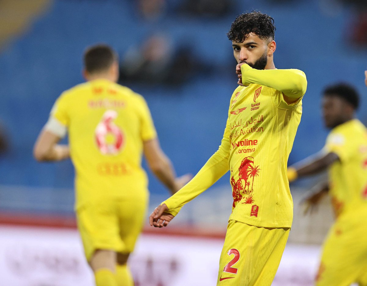 باسل 📊 tweet media