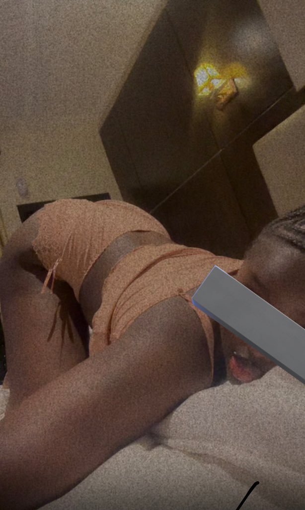 Claire 💙 tweet media