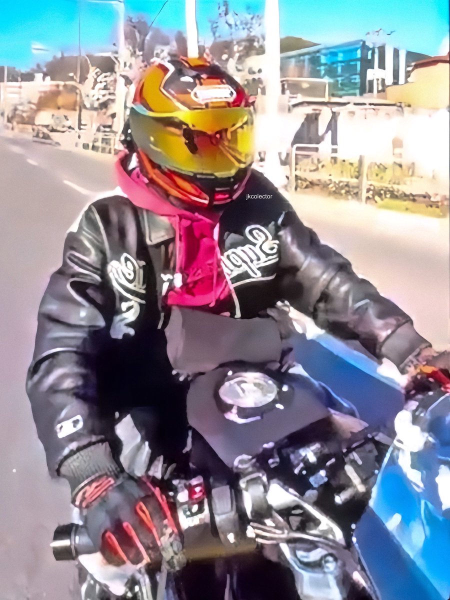 jungkook lover tweet media