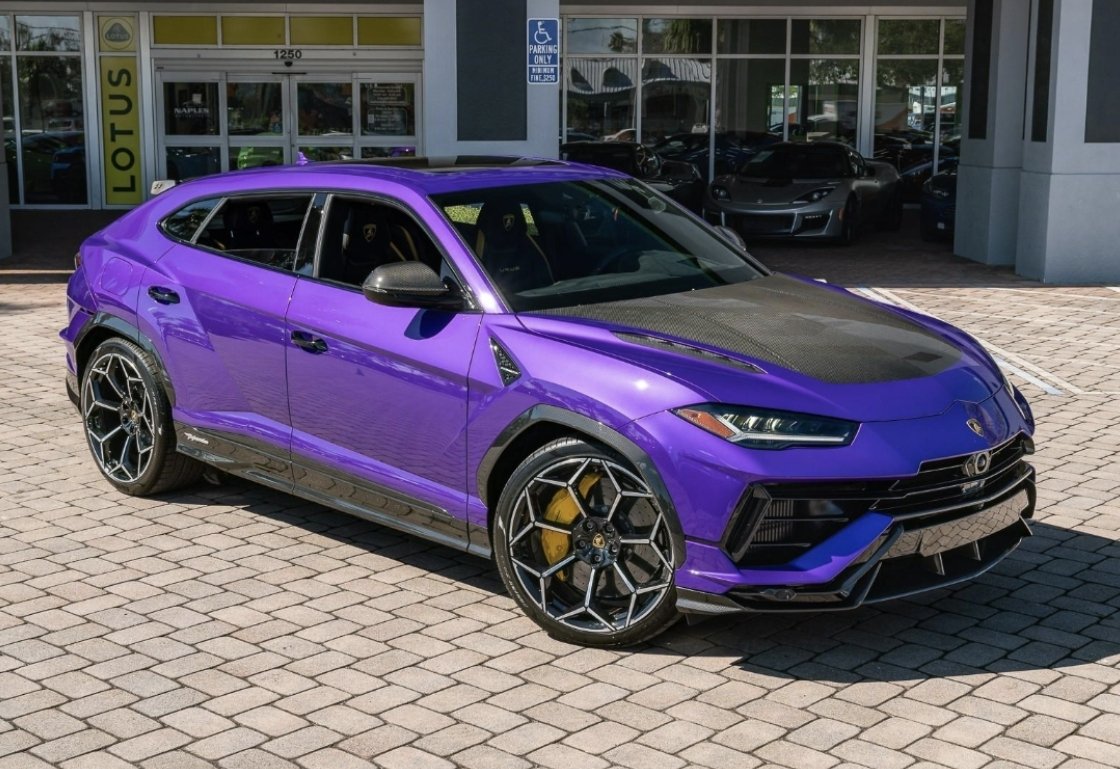 badaboom445's tweet photo. This would go so hard man and you have the cooler rims and better CARBON FIBER hood https://t.co/9erSCeRE3o
