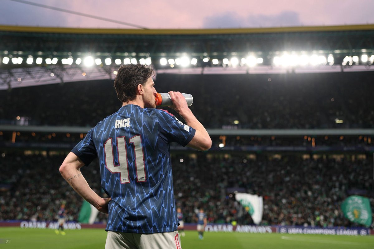 عمرو tweet media