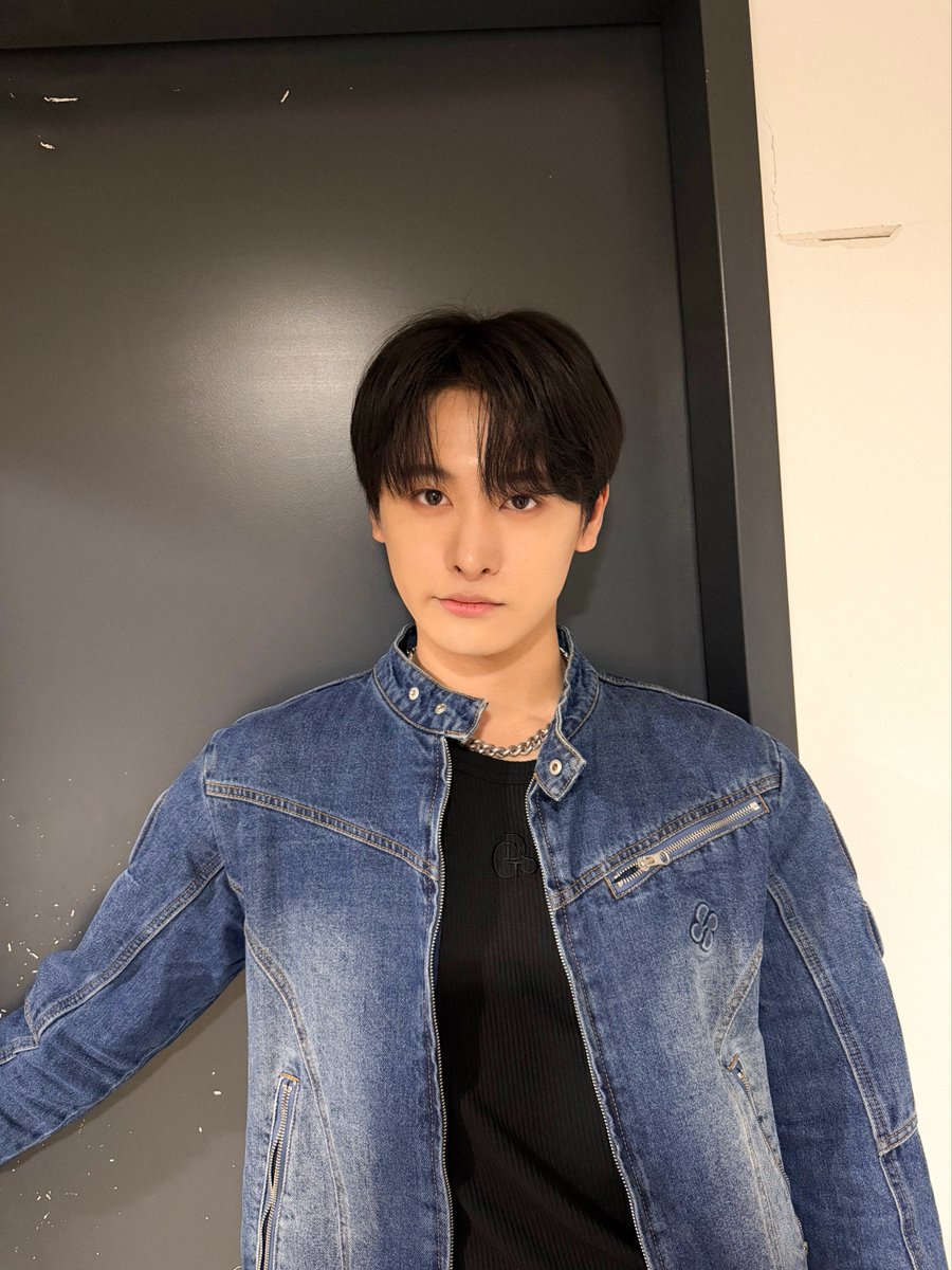 TRENDZ (트렌드지) tweet media