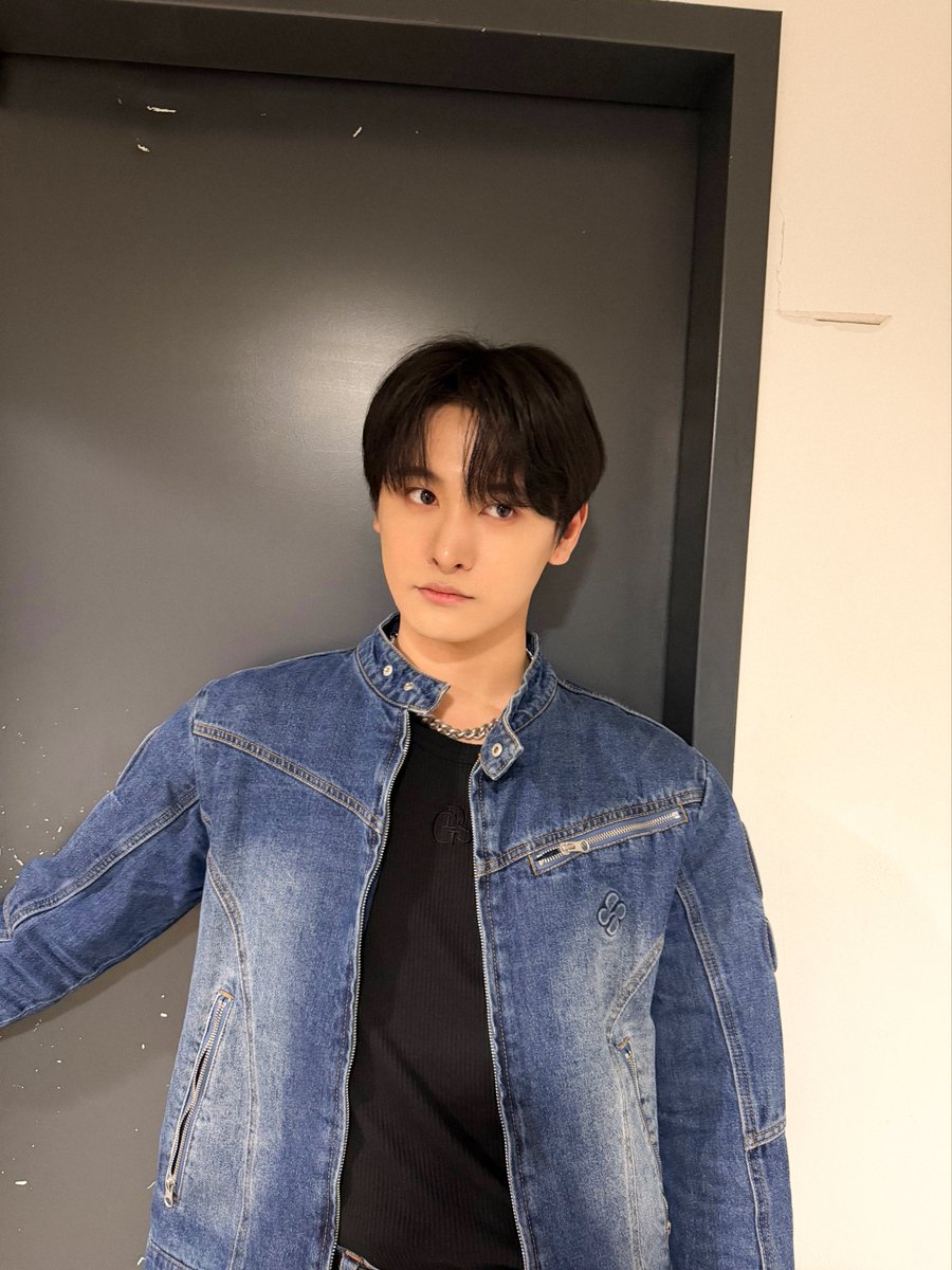 TRENDZ (트렌드지) tweet media