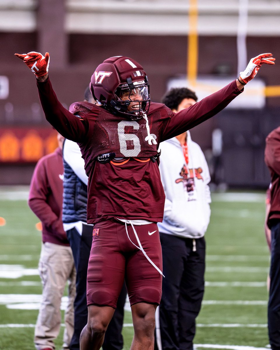 Virginia Tech Football tweet media