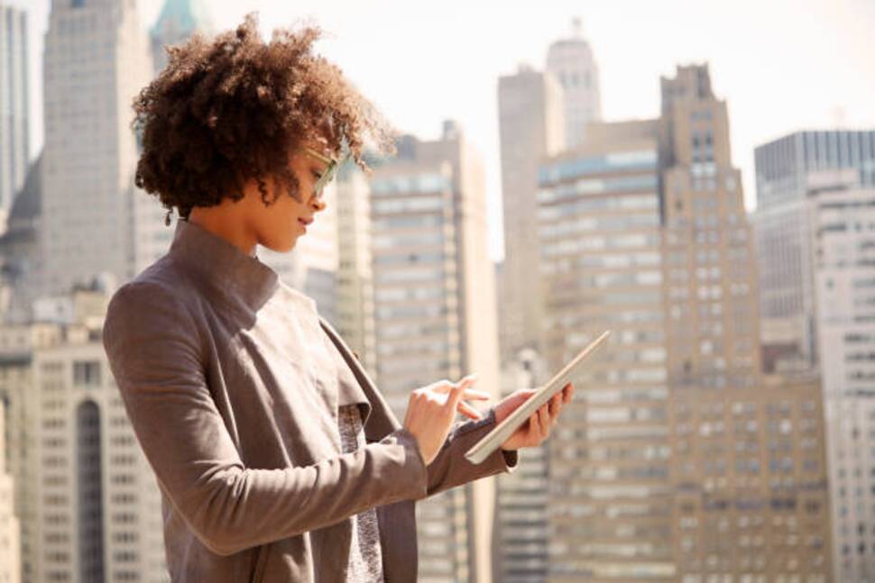 USNewsEducation's tweet photo. Ready to launch a consulting career with a six-figure salary? Discover the top 25 MBA programs where graduates earn over $165K! #MBALife #CareerGoals  https://t.co/EAD5g1f4r0 https://t.co/plmaJZQB9X