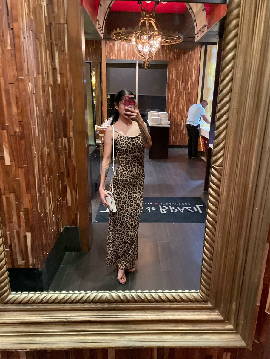 mjg_214's tweet photo. cougar print 🐆 https://t.co/64IrgD0m6B
