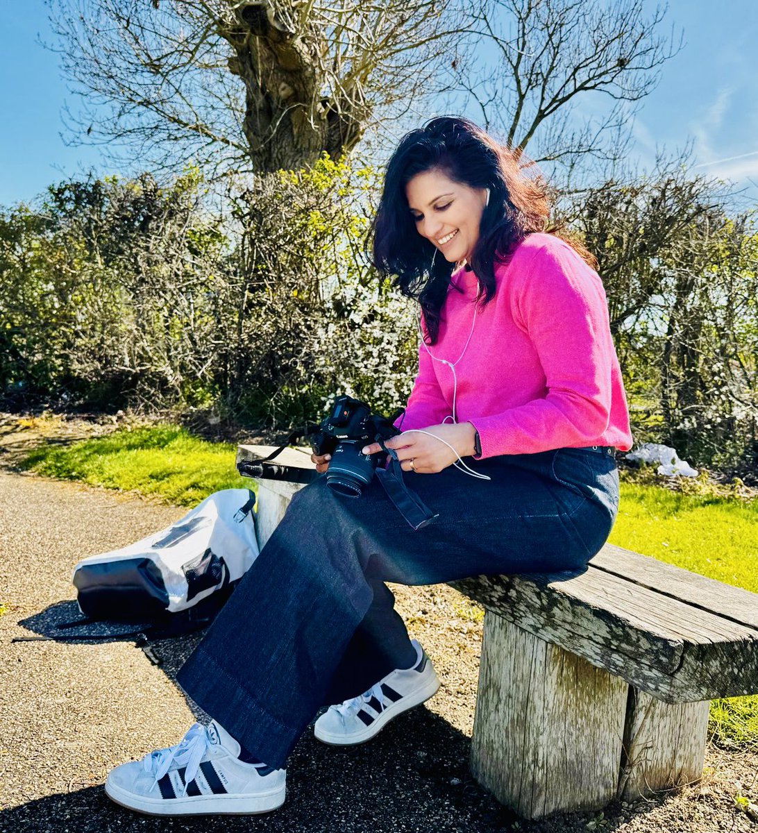 Shazna_Muzammil's tweet image. Behind every slightly decent photo of me and many others… is @Johnny__Luk making it happen 📸 😃 
Grateful for the people who show up, support, and help keep everything moving so we can get out our @Conservatives plan for Milton Keynes 💙 #TeamWork
#LocalElections2026