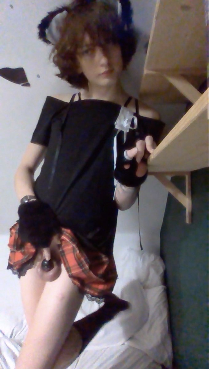 cherryboyonline's tweet photo. #catboy #chastity #femboy #twink https://t.co/EHz1cpXYQl