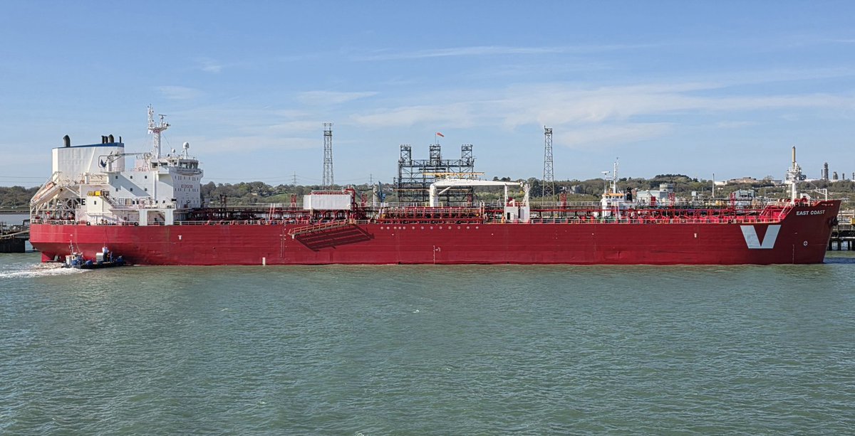 JimsShipTweets's tweet photo. EAST COAST alongside at Fawley today. https://t.co/ZG0836v1L6
