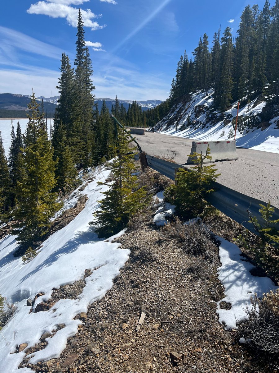PSICC_NF's tweet photo. To prioritize public safety, Turquoise Lake Road (CR 4) has been closed from the Abe Lee parking turnoff to Hagerman Pass. Access to Turquoise Lake is still available via CR 9C and CR 9 to the Hagerman Pass intersection. The Abe Lee fishing site is still accessible from CR 4. https://t.co/pughnfj0nB