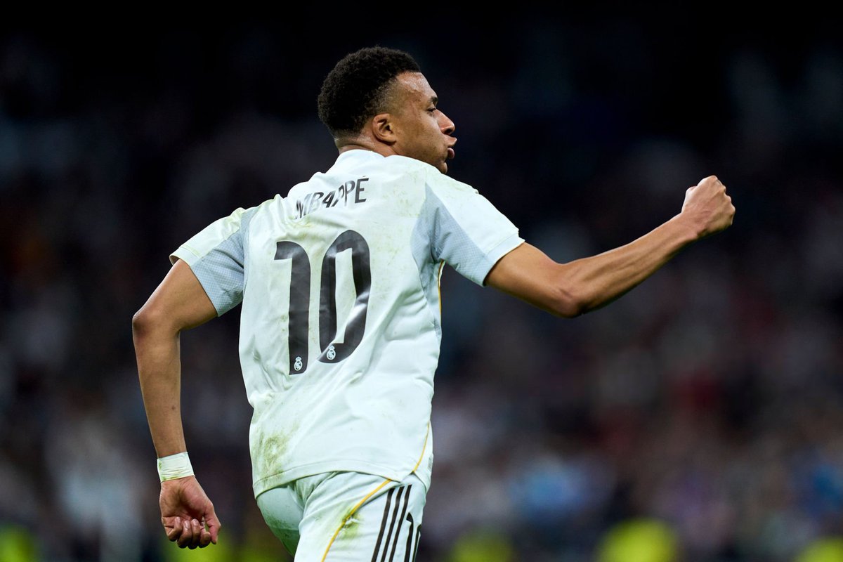 The Touchline | 𝐓 tweet media