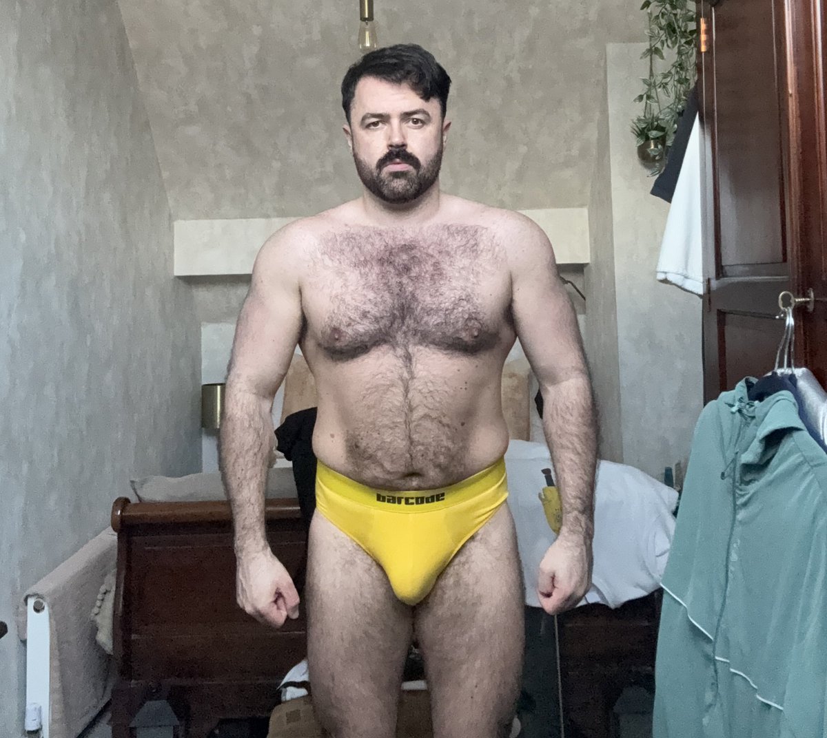 100pcirishbeef's tweet photo. Can’t wait to peel these off after a long day 🥵 https://t.co/twBXlJYLgU