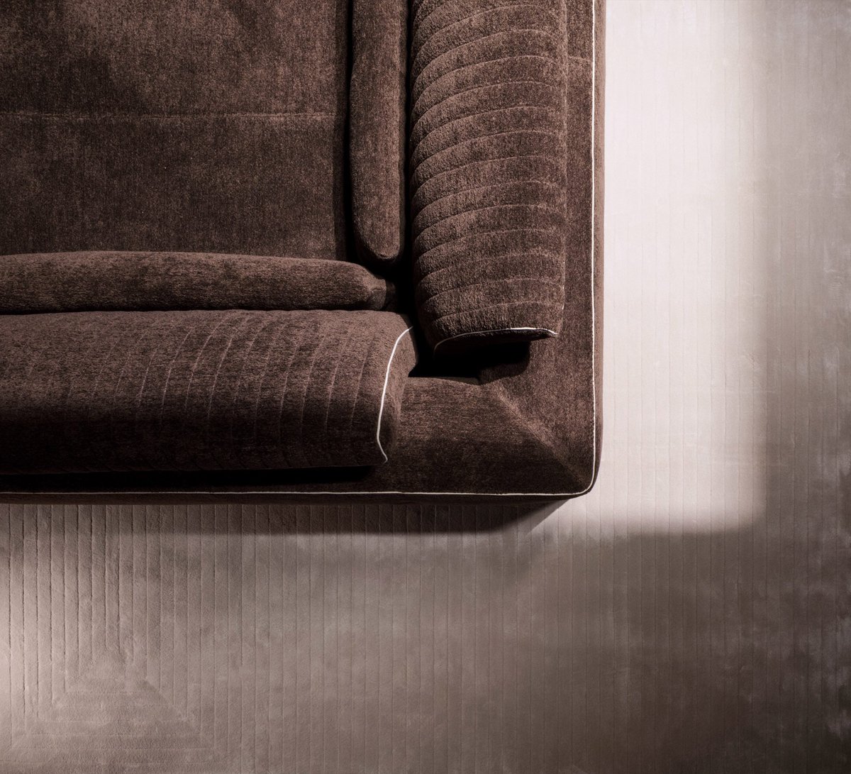 kotecinho's tweet image. Julian modular sofa
Vincent Van Duysen / Molteni&amp;amp;C