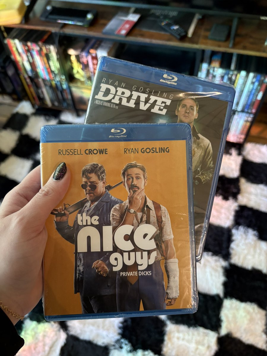 sara 🪐 tweet media