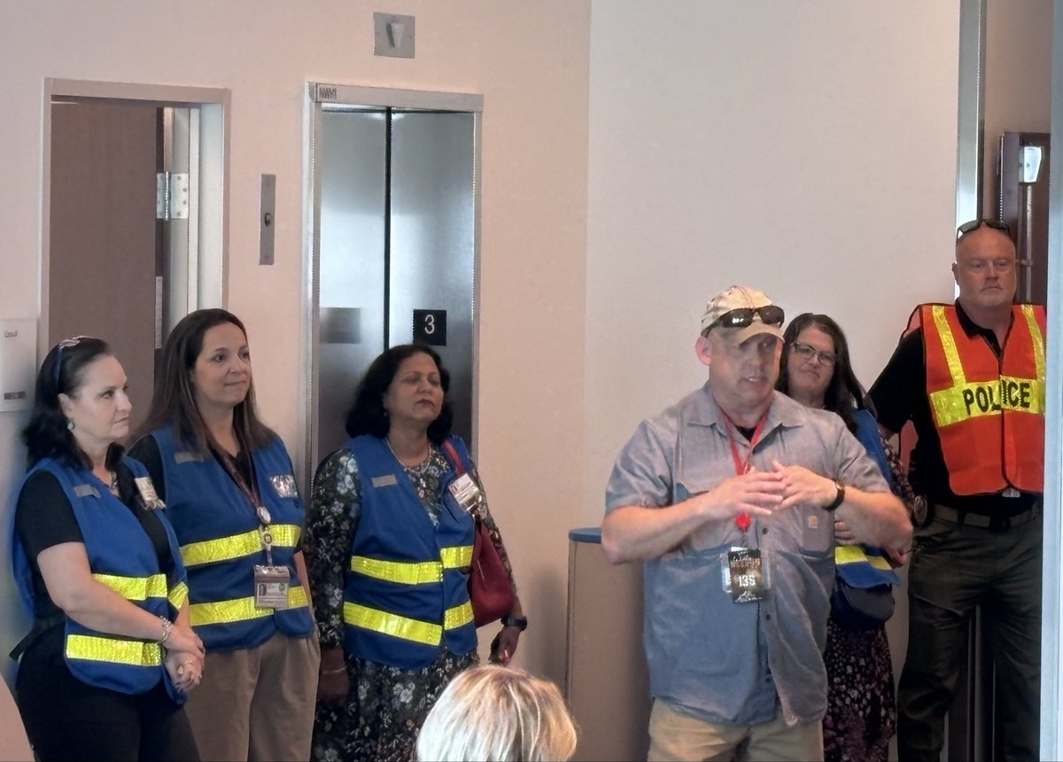 UTPoliceHouston's tweet photo. This is a drill!  Great exercise today at Northwest Surgical with partners from EHSSEM, Emergency Readiness, Facilities and the Simulation Center. #preparedness -100 https://t.co/PsjMF6Q3vi