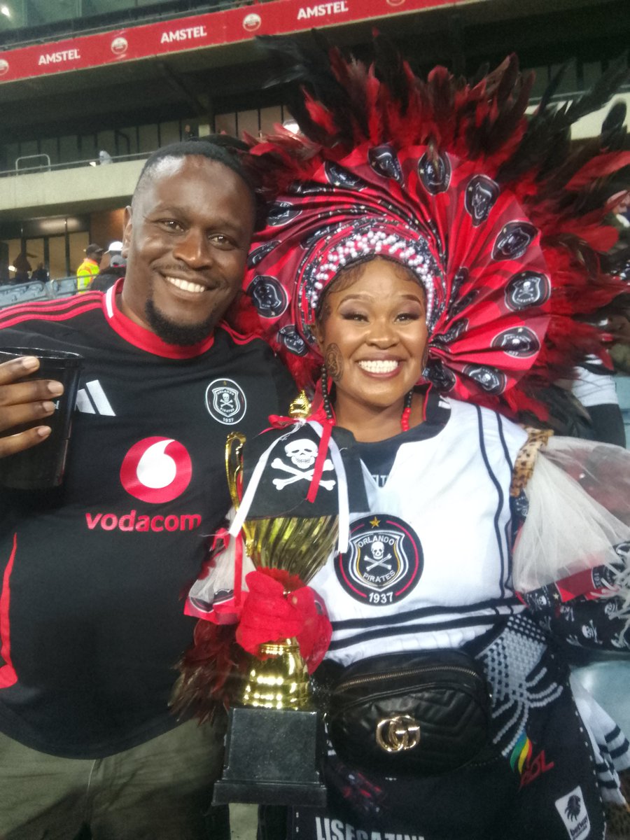 Da Luckzen tweet media