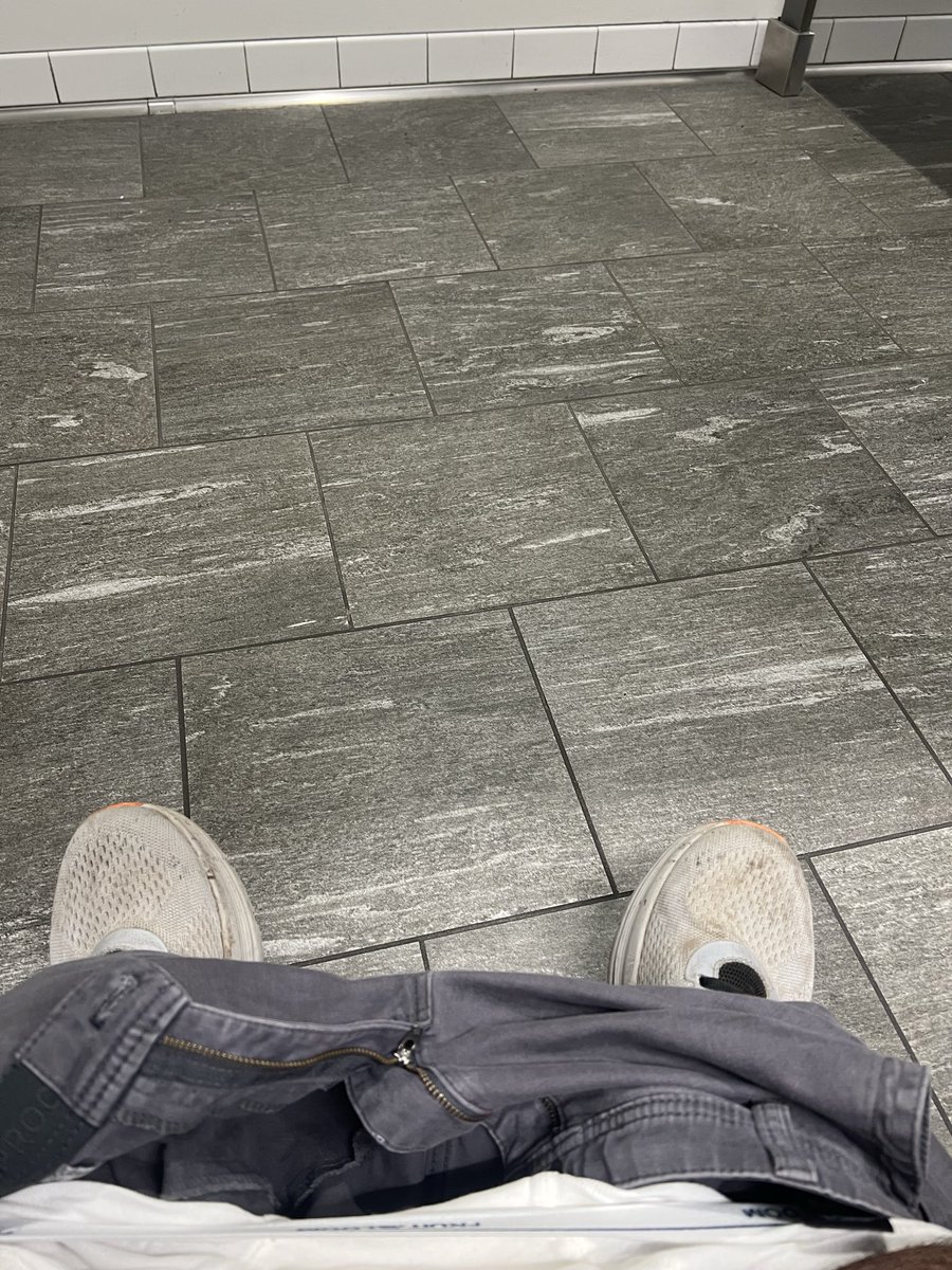 K30PRINT's tweet photo. Got totally ShitMogged today
>Constipated asf on the toilet
> I can barely squeeze it out
>Guy comes in a HURRY!
>Starts gruntinggooning and fartmaxxing 
>He wipes rq and leaves…
>Explosive diarrhea stench lingers 
> I spend another 20min on the crapper
>Fuck that guy https://t.co/PxRuVIU3VK