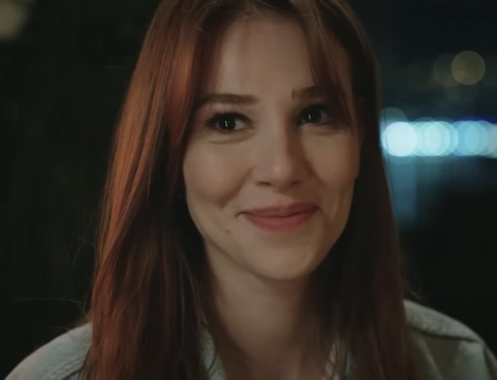 Güzelliğin bir sır gibi… çözüldükçe büyülüyor. 

#ElçinSangu
