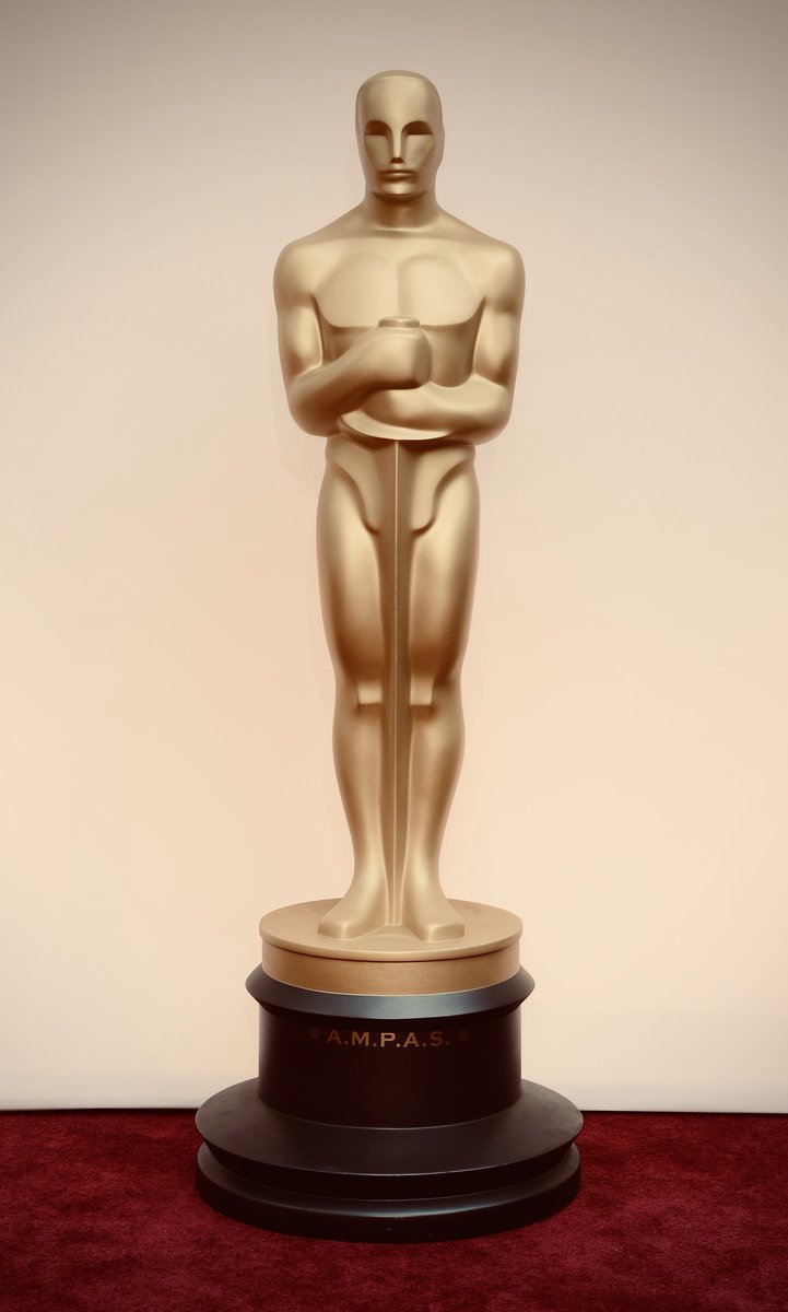 EgyptWithAhmed's tweet image. When cinema meets antiquity,,
This Oscar draws inspiration from Ptah, the Egyptian god of makers and creators. A statue not just awarded,, but sculpted with the soul of an ancient civilization. 

🎬 #Oscars