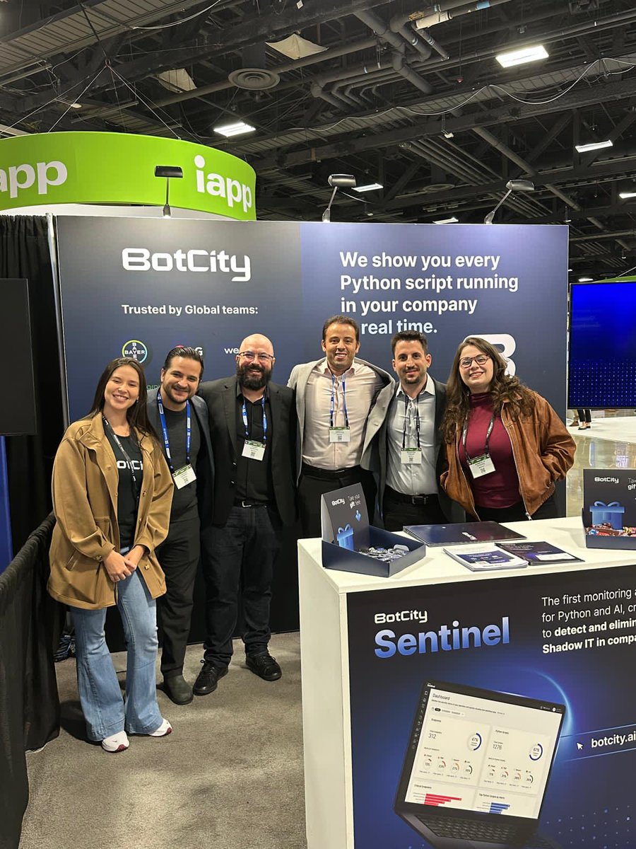 BotCity tweet media