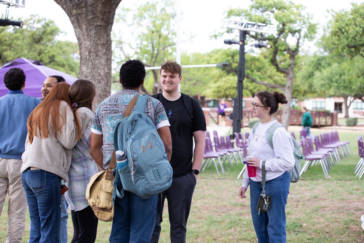 Hardin-Simmons University tweet media