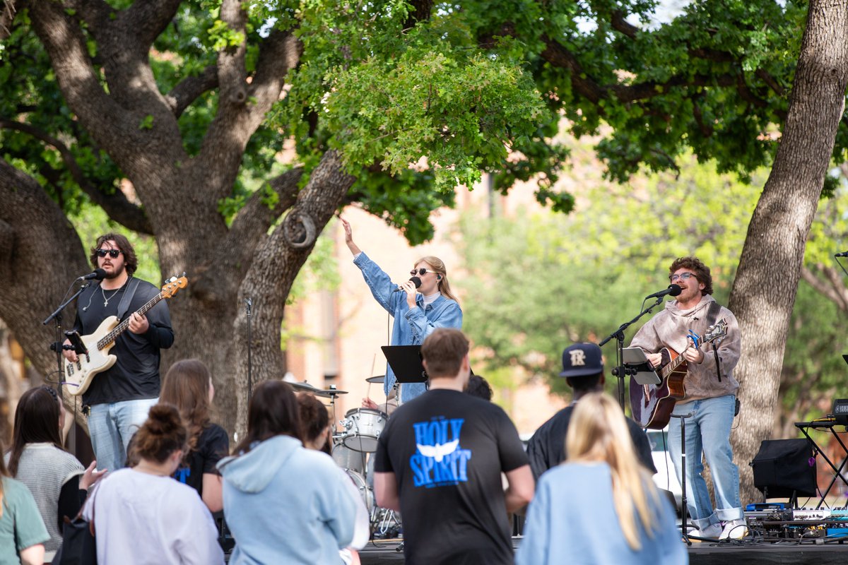 Hardin-Simmons University tweet media